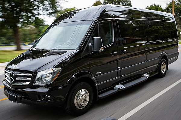 Houston Airport Car Geeks, Black Car Service, Airport Limo, The Woodlands, Spring, Tomball, Kingwood, Cypress, Katy